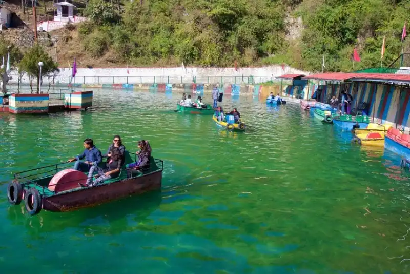Mussoorie Lake - Serene Waterfront